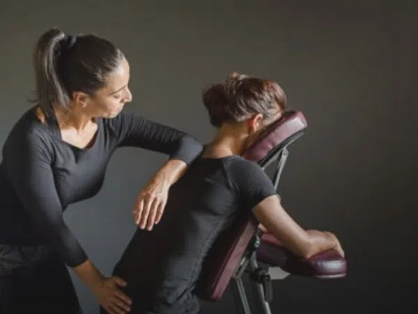 Formations massage bien être Ecole de Massage Montpellier Massage Amma assis